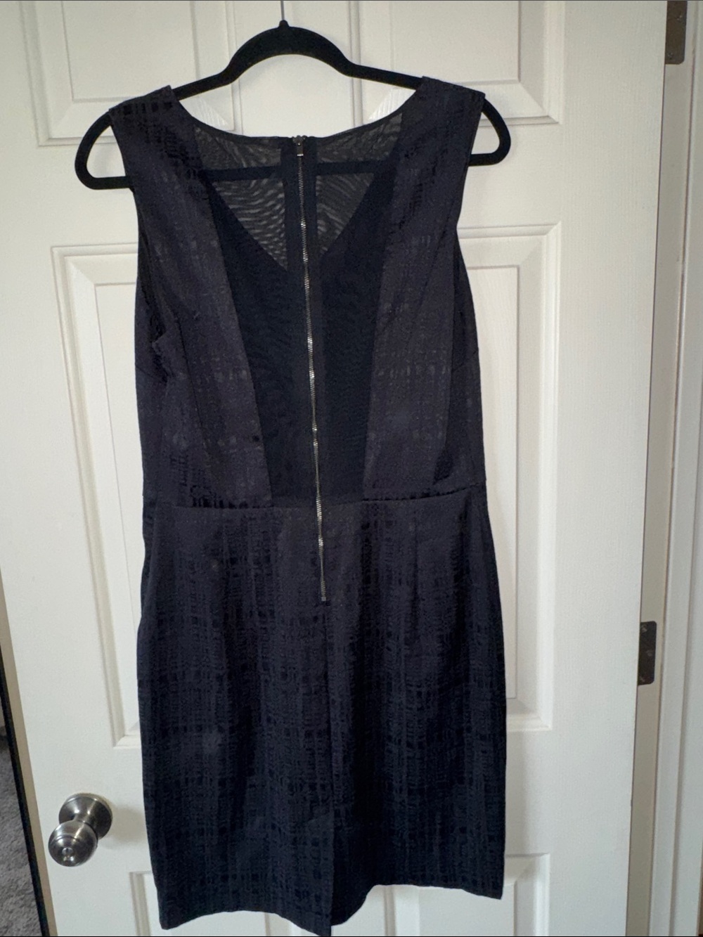 Banana Republic Black Sleeveless V-Neck Midi Dress